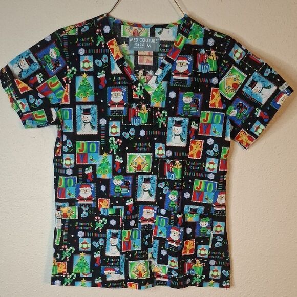 Med Couture 9424 Black Short Sleeve scrub top with Christmas print size medium - Picture 1 of 7